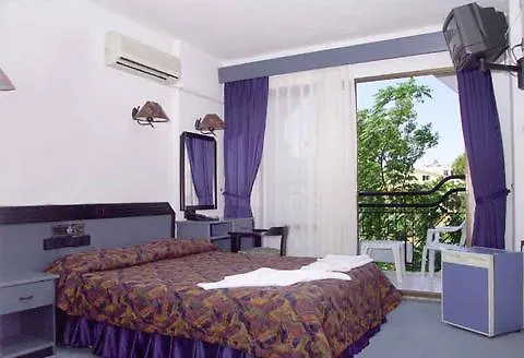 Temple Otel 3*