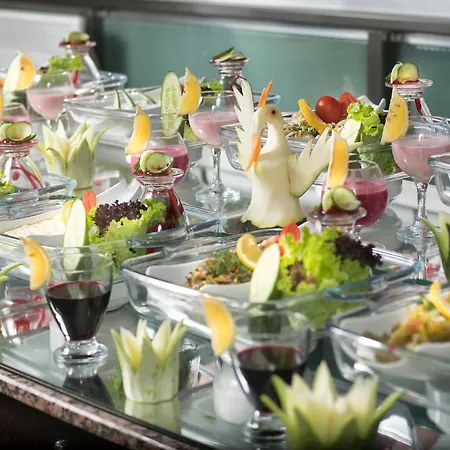 Temple Hotell 2*