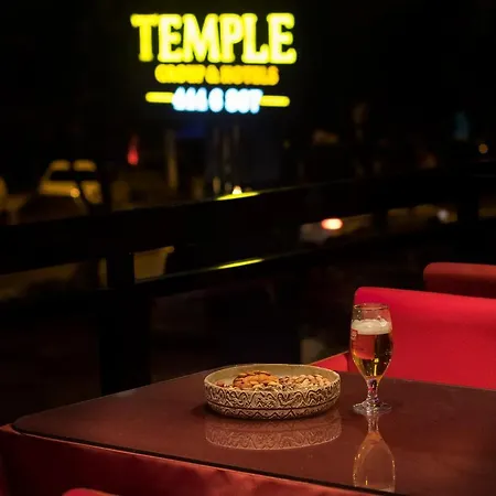 Temple Hotell 2*
