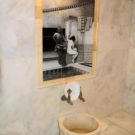 Temple Hotell